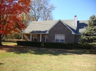 2210 Jan Dr, Clarksville, TN 37043