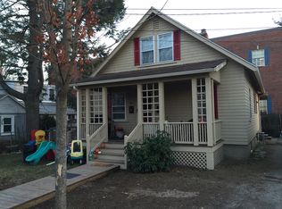 10 Pickering Pl, Needham, MA 02492