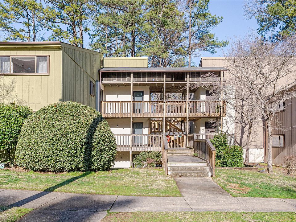 617 Pine Ridge Pl, Raleigh, NC 27609 | Zillow