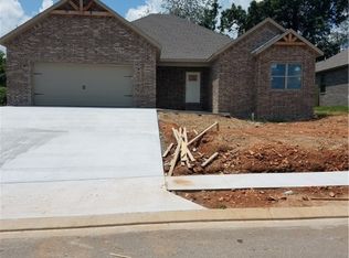 4606 SW Plumley Ave, Bentonville, AR 72712