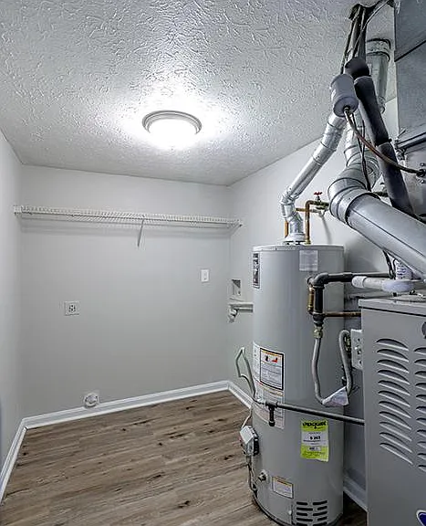 8508 Standing Oak Dr — Photo 13