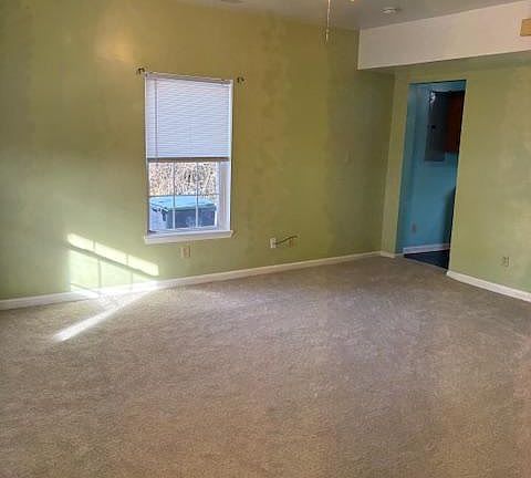 2nd image of 308 N Main St APT A