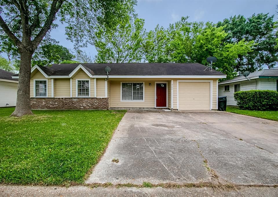 1st image of 6106 Moss Oaks Dr