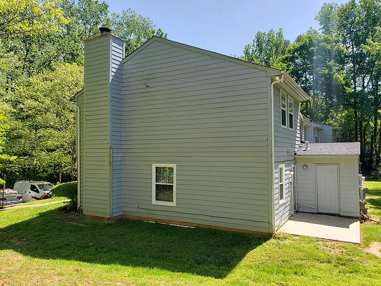 3908 Briarhill Dr — Photo 2