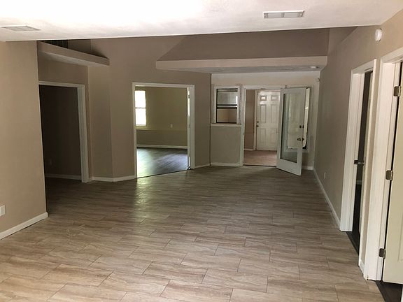 3rd image of 1314 Gibbs Dr
