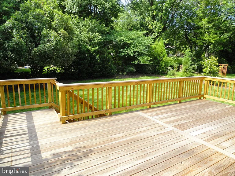 7115 Warbler Ln — Photo 27