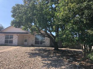 2210 Olympia Dr, Kerrville, TX 78028