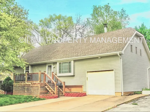 4715 Fontana St, Roeland Park, KS 66205
