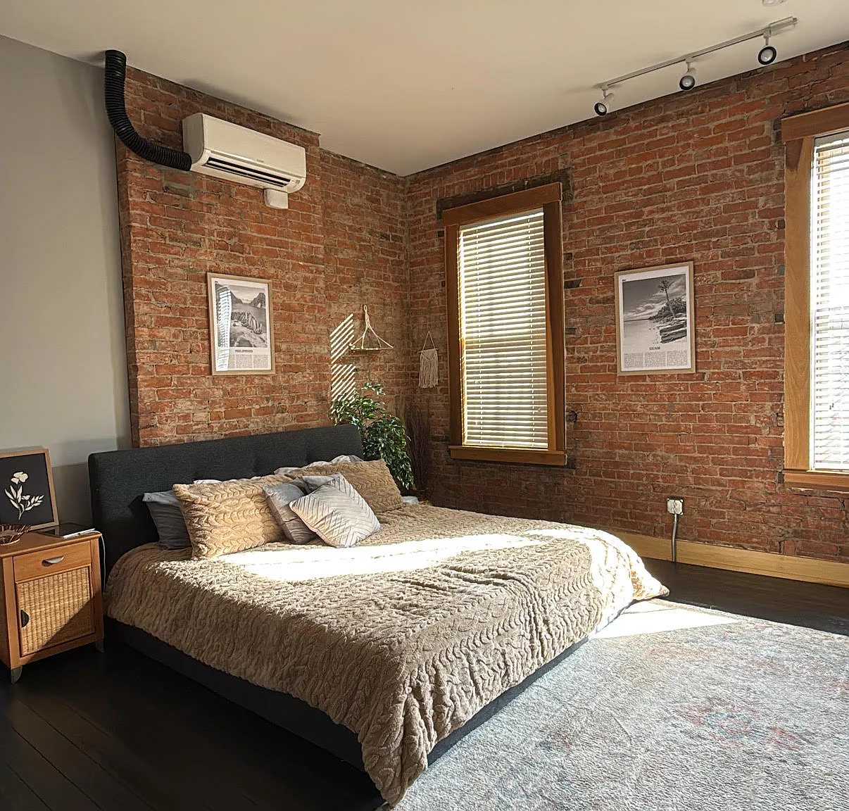 26 E McMicken Ave — Photo 1