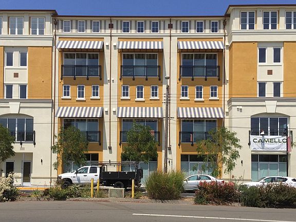 French balconies, exterior decks, and Penthouse terraces available. Take your pick.