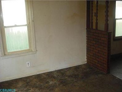 5th image of 1990 Studer Ave
