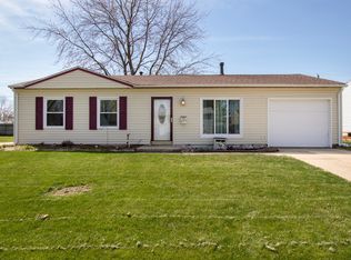 223 Pell Ave, Romeoville, IL 60446