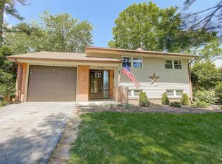 43 Hampton Ln, Lancaster, PA 17601