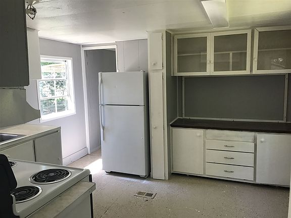 4th image of 212 Jacquelyn Way