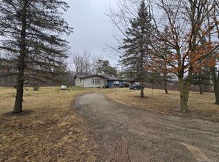 14565 Sharon Hollow Rd, Manchester, MI 48158