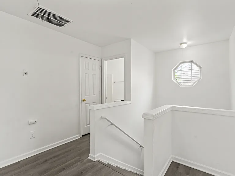 2724 Mulberry Pond Dr — Photo 10