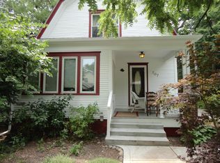 707 S Race St, Urbana, IL 61801