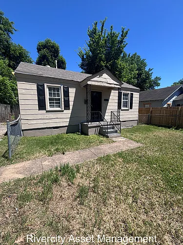 1116 N Holmes St Photo 1