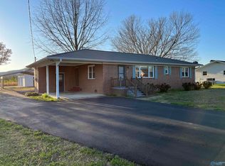 422 Brockway Rd, Owens X Rds, AL 35763