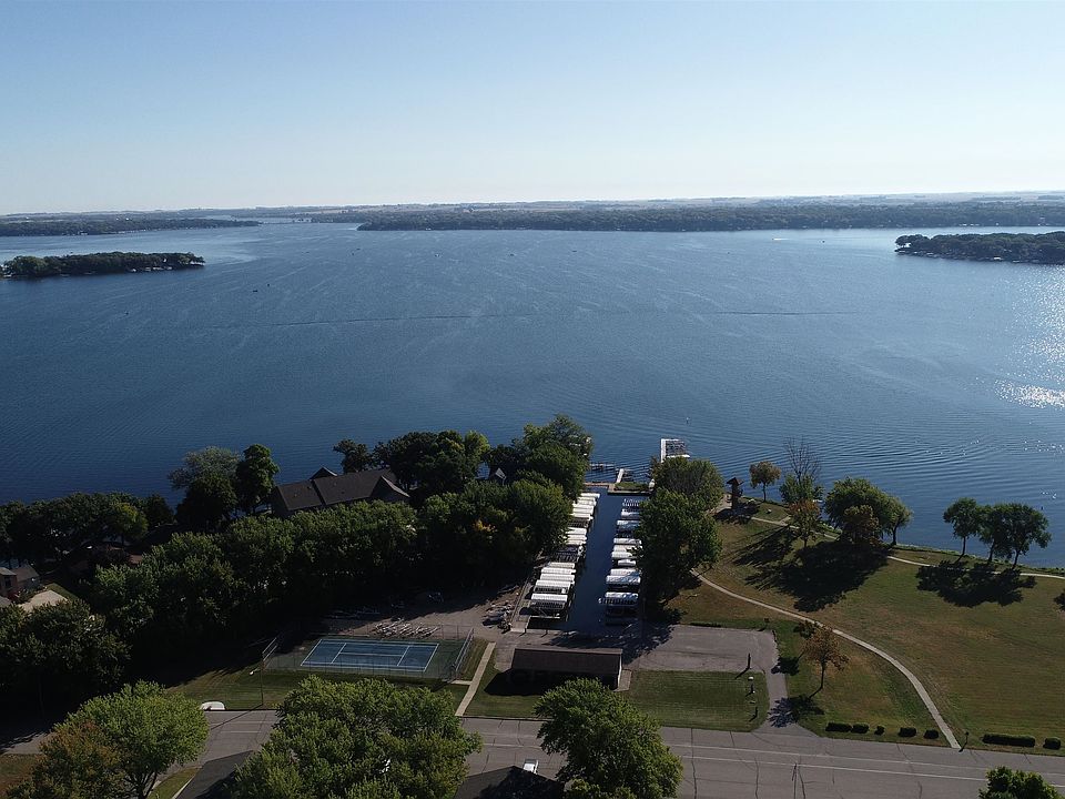 2nd image of 18 & 19 Lighthouse Dr