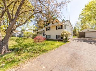 15 Carr St, Wallingford, CT 06492