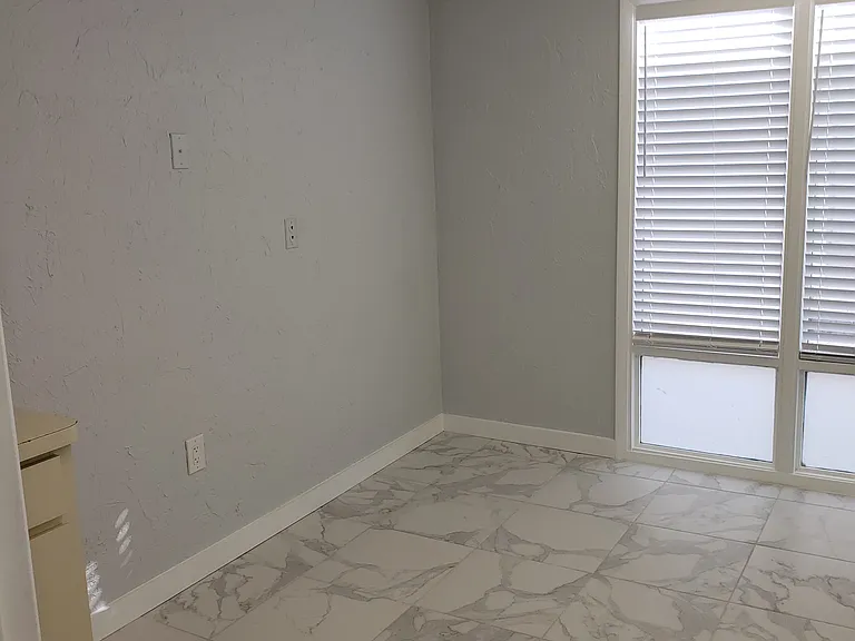 2015 S Tuttle Ave #E — Photo 10