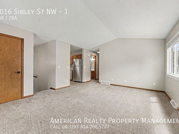 3rd image of 1016 Sibley St NW #1
