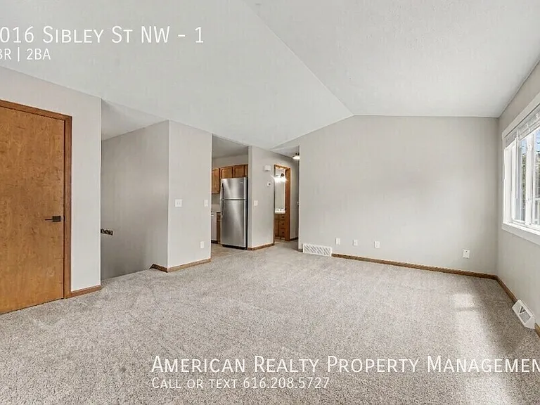 1016 Sibley St NW #1 — Photo 3