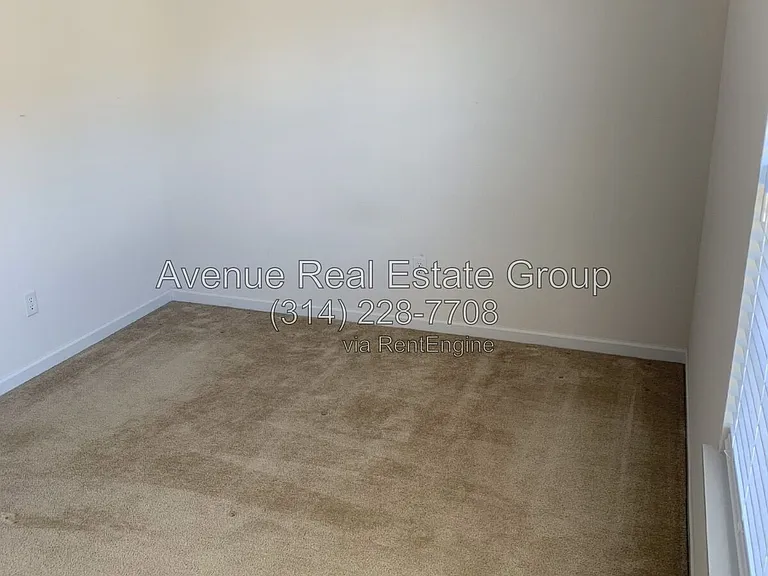 554 Parkgate Dr — Photo 20