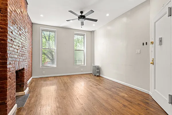 Rented by Compass | media 3