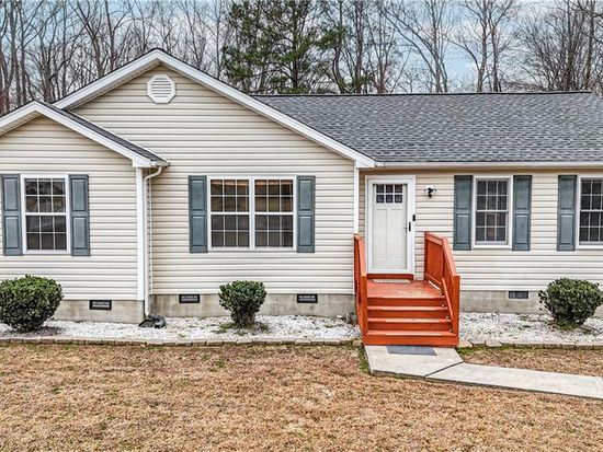 333 Dixie Dr, Dutton, VA 23050