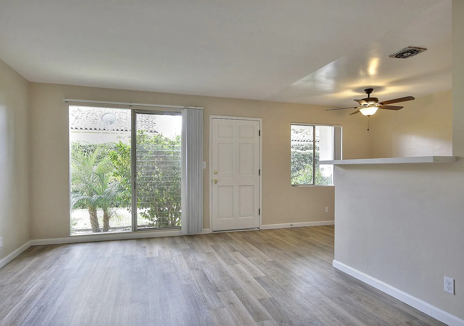 1120 Laguna Street — Photo 4
