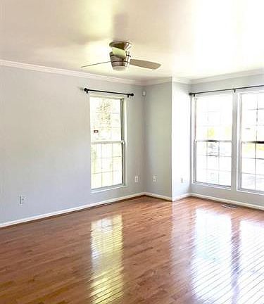 2nd image of 1863 Wigglesworth Way