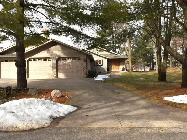 4615 W Salisbury Dr, Gladwin, MI 48624
