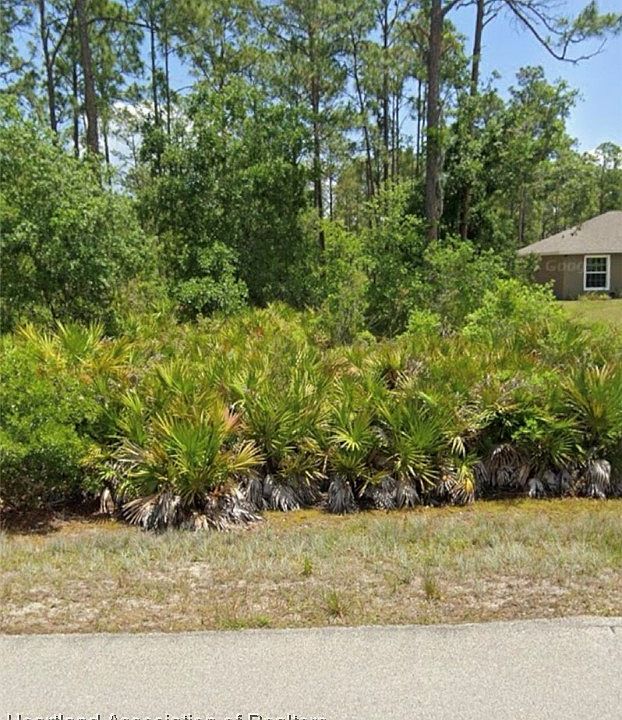 2nd image of 5804 Wolf Lake Rd