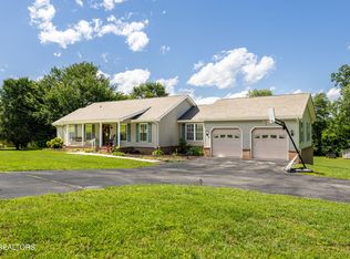 178 Scenic Hill Ln, Lenoir City, TN 37771