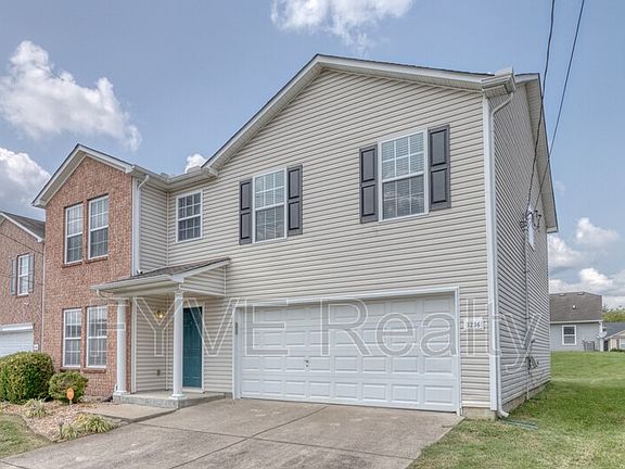 2nd image of 3236 Woodpoint Dr