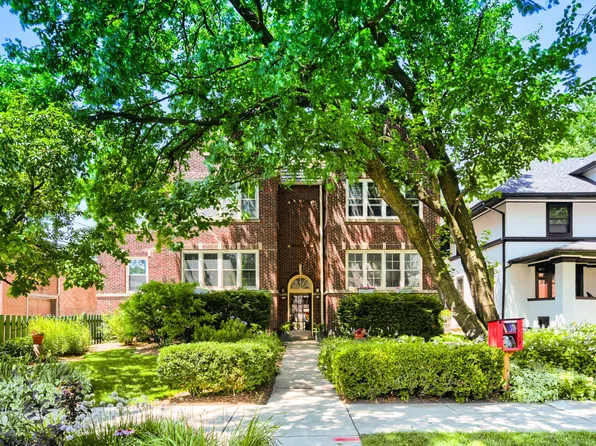 433 S East Ave #2S, Oak Park, IL 60302