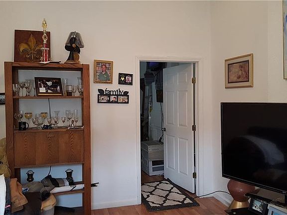 5th image of 2025-27 S Liberty St