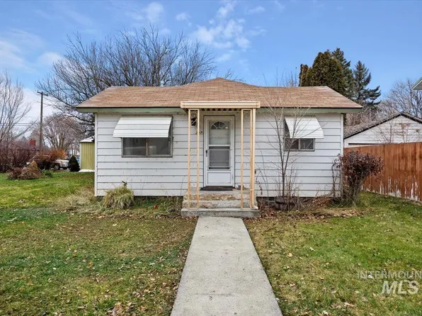 307 N Dorothy St, Shoshone, ID 83352
