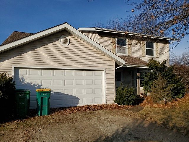 350 S Comet Dr Braidwood Il 60408 Mls 10601811 Zillow