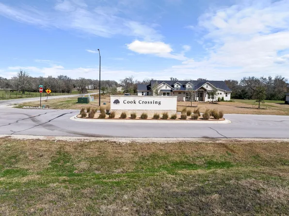 10704 Harvey Ranch Rd, College Station, TX 77845