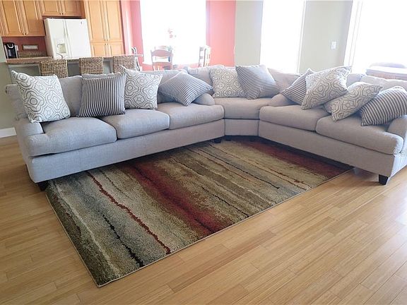 3rd image of 501 Mandalay Ave APT 601