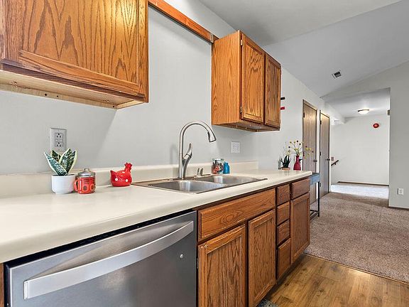 5th image of 505 Lake Bluff ROAD Unit C