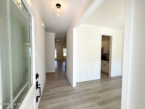 5th image of 545 Timbercrest Circle SE