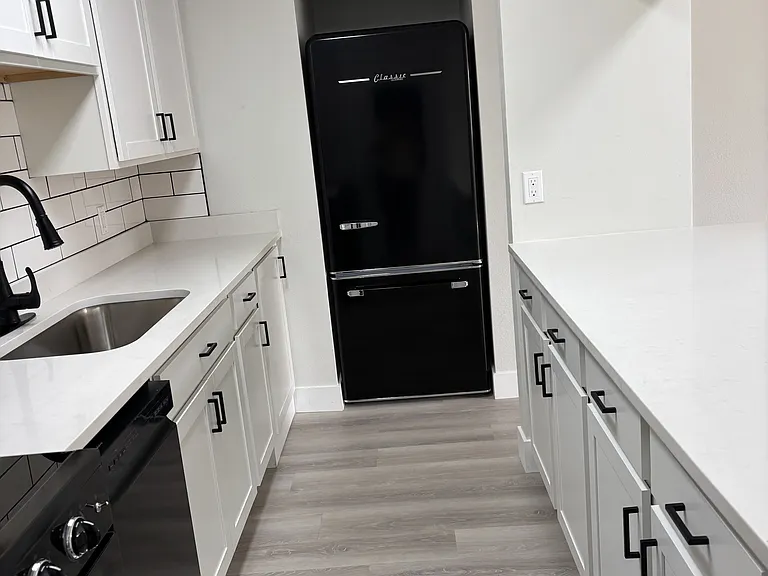 321 Johnson Ave — Photo 18
