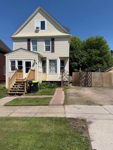 911 Swinton St, Sault Sainte Marie, MI, 49783