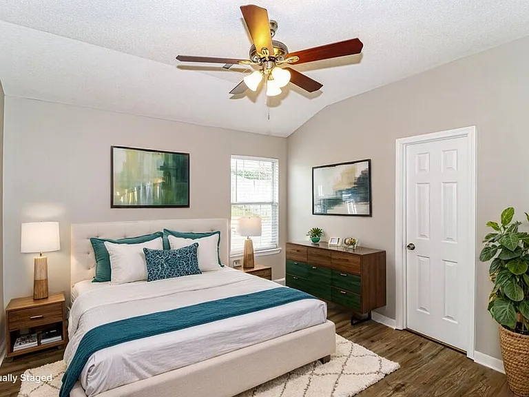 120 Pinewood Dr — Photo 10