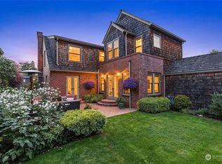 2016 36th Ave W, Seattle, WA 98199