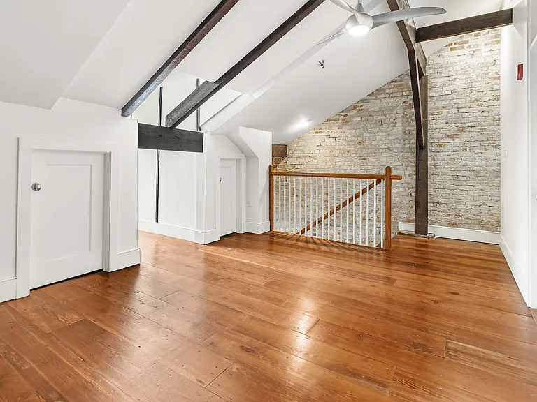 513 Conti St — Photo 10